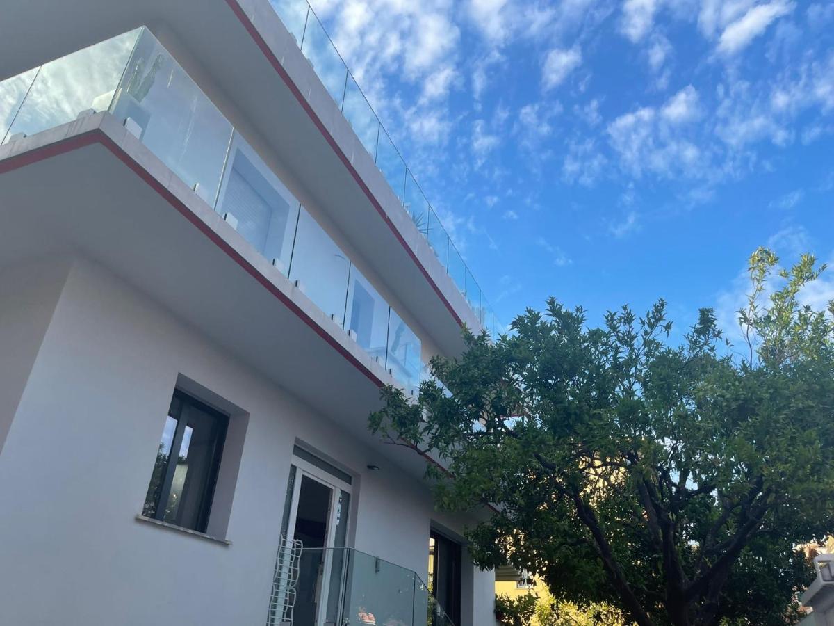 Appartamento Spotorno Con Ampio Terrazzo Attrezzato Anche Con Angolo Cottura Eksteriør bilde